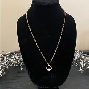 Elegant Vintage Gold Necklace with Pearl Pendant